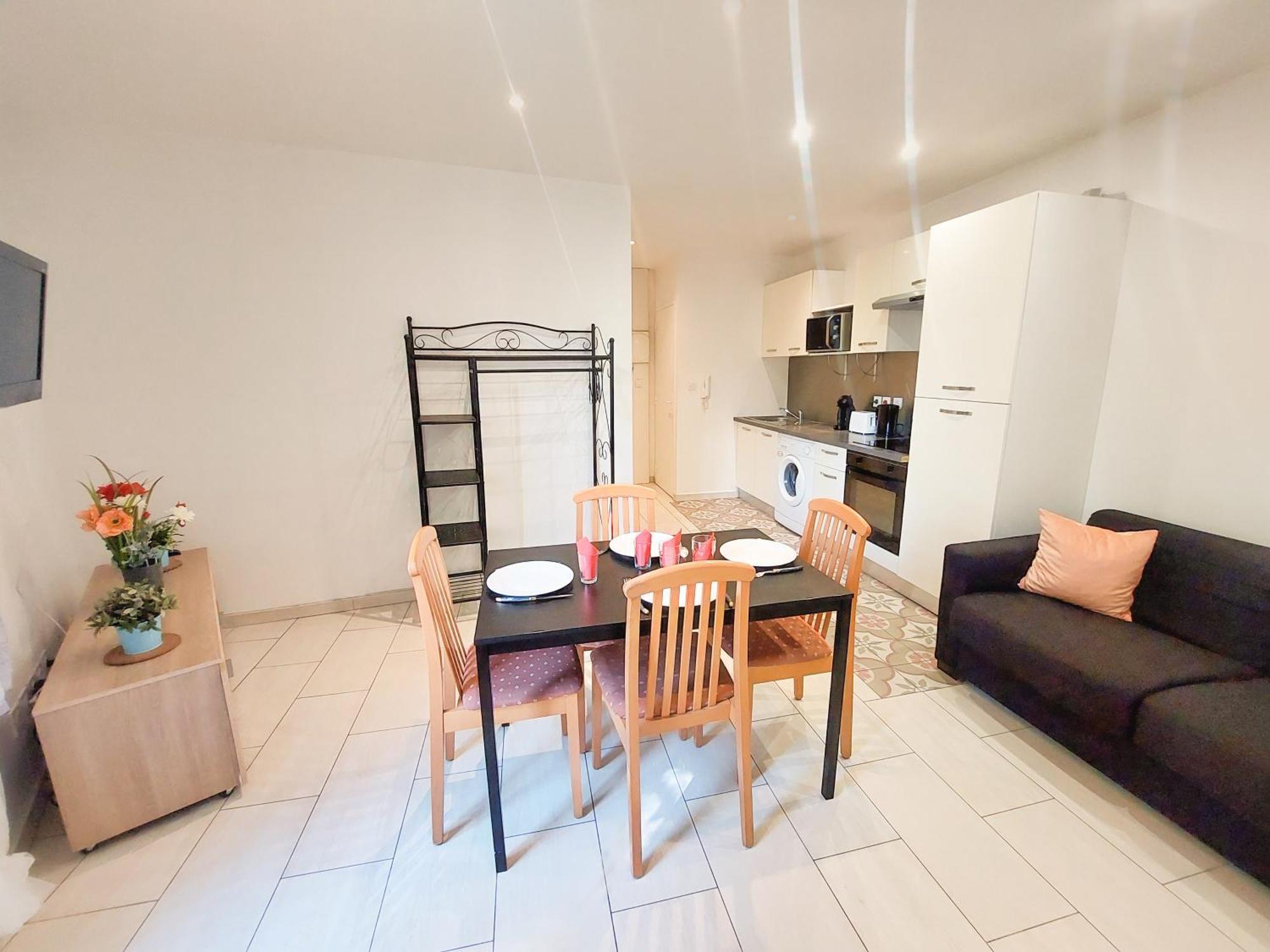 Charmant Appartement Pres Du Marche, Gare Et Port A 5Mn 툴롱 외부 사진